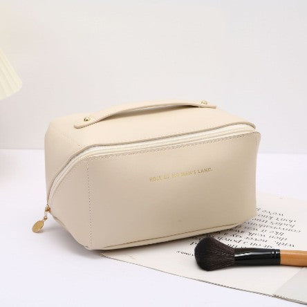 Portable makeup bag and toiletry organizer bag